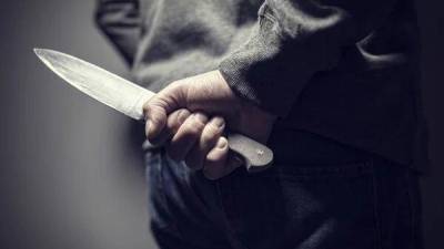 Padres apu&ntilde;alaron al joven que habr&iacute;a asesinado a su hijo a las puertas de un juzgado en Espa&ntilde;a