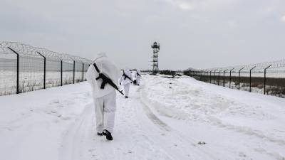 OTAN no considera que tropas rusas se retiraron de la frontera con Ucrania ni que la amenaza de una invasión haya disminuido OTAN no considera que tropas rusas se retiraron de la frontera con Ucrania ni que la amenaza de una invasión haya disminuido