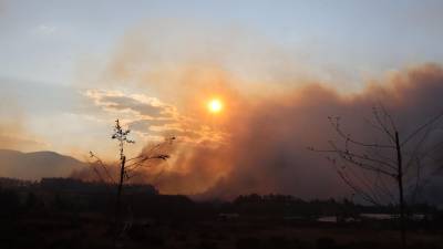 Microvistazo | Suben a cuatro los incendios forestales que acechan a Quito Microvistazo | Suben a cuatro los incendios forestales que acechan a Quito