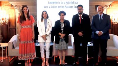 Ecuador presenta plan para reducir en un 60% la contaminación por plásticos para 2040 Ecuador presenta plan para reducir en un 60% la contaminación por plásticos para 2040
