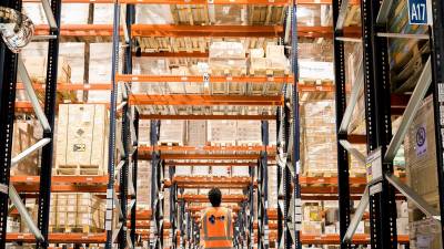El sector logístico enfrenta desafíos con innovación El sector logístico enfrenta desafíos con innovación