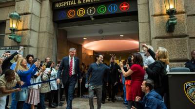 Paciente de ébola en NY es dado de alta al superar enfermedad Paciente de ébola en NY es dado de alta al superar enfermedad