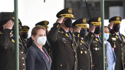 Ministra Vela pide a Contralor&iacute;a examen especial a generales e insiste a EE.UU. por informaci&oacute;n 
