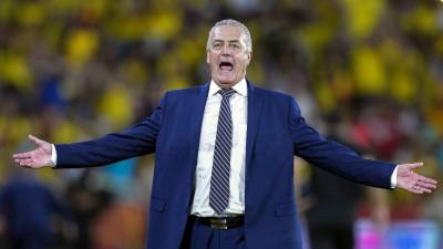 Gustavo Alfaro probará a tres nuevos jugadores durante amistoso con Irak en Madrid Gustavo Alfaro probará a tres nuevos jugadores durante amistoso con Irak en Madrid