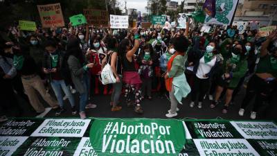 Menores v&iacute;ctimas de violaci&oacute;n ya no necesitan autorizaci&oacute;n de terceros para abortar