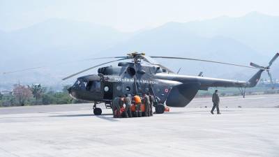 Perú aporta con dos aviones cisternas y dos helicópteros con sistemas de balde para controlar el incendio en Quilanga Perú aporta con dos aviones cisternas y dos helicópteros con sistemas de balde para controlar el incendio en Quilanga