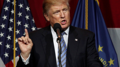 Trump exige 10 millones a exempleado por romper cl&aacute;usula