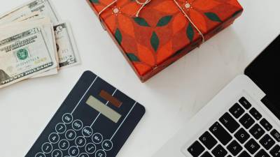 Cómo evitar que las fiestas navideñas acaben con tu salud financiera Cómo evitar que las fiestas navideñas acaben con tu salud financiera
