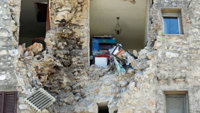 Un nuevo terremoto sacude Italia y deja decenas de heridos Un nuevo terremoto sacude Italia y deja decenas de heridos