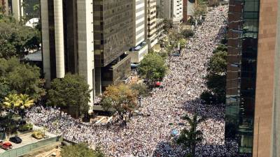 Oposición venezolana convoca a marchar contra el Gobierno el próximo sábado Oposición venezolana convoca a marchar contra el Gobierno el próximo sábado
