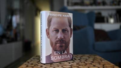 El príncipe Enrique acusa a su hermano Guillermo de agredirlo en su esperado libro de memorias El príncipe Enrique acusa a su hermano Guillermo de agredirlo en su esperado libro de memorias