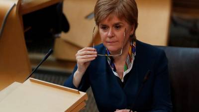 Sturgeon dice que el &amp;quot;brexit&amp;quot; es un &amp;quot;salto hacia la oscuridad&amp;quot;