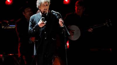 Acusan a Bob Dylan de plagio en su discurso para el Nobel de Literatura Acusan a Bob Dylan de plagio en su discurso para el Nobel de Literatura