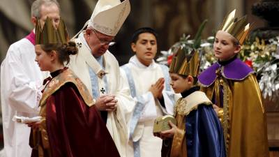 Papa: Reyes Magos enseñan a no conformarse con la mediocridad Papa: Reyes Magos enseñan a no conformarse con la mediocridad