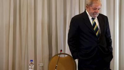 Fiscalía presenta cargos contra Lula por corrupción Fiscalía presenta cargos contra Lula por corrupción
