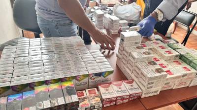 Incautan más de 83.000 cigarrillos y 1.600 vapeadores irregulares a escala nacional Incautan más de 83.000 cigarrillos y 1.600 vapeadores irregulares a escala nacional