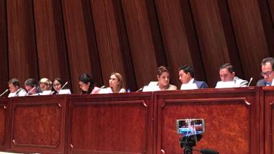 Doce legisladores aprueban llamado a juicio de Carlos P&oacute;lit