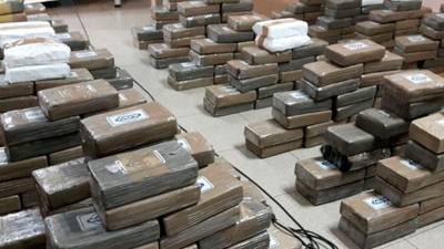 Roban 2,8 toneladas de droga de bodega de organismo antidrogas en Tena; operativo deja 3 detenidos Roban 2,8 toneladas de droga de bodega de organismo antidrogas en Tena; operativo deja 3 detenidos