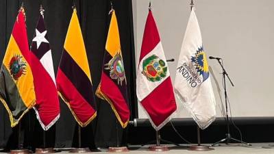 Resultados elecciones Parlamentarios Andinos 2025 | ADN y Revolución Ciudadana se reparten los cinco escaños Resultados elecciones Parlamentarios Andinos 2025 | ADN y Revolución Ciudadana se reparten los cinco escaños