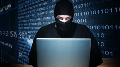 Banda de hackers roba 1.000 millones a un centenar de bancos en el mundo Banda de hackers roba 1.000 millones a un centenar de bancos en el mundo