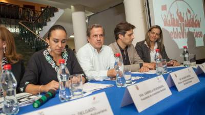 Canciller de Ecuador: Unasur ir&aacute; a Venezuela &amp;quot;las veces que sean necesarias&amp;quot;