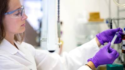 La OMS crea nuevas directrices para luchar contra la hepatitis B La OMS crea nuevas directrices para luchar contra la hepatitis B