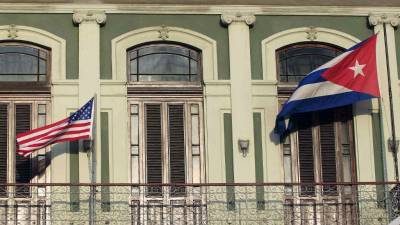 73% de latinos en EEUU están a favor de restablecer relaciones con Cuba 73% de latinos en EEUU están a favor de restablecer relaciones con Cuba