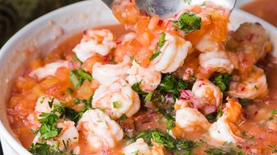 El &ldquo;festival del camar&oacute;n&rdquo; llega a Mercado del R&iacute;o para resaltar la delicia, versatilidad y calidad de este producto ecuatoriano