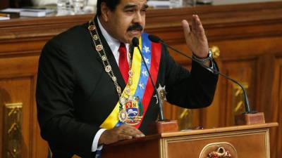 Maduro compara su situación con la que afrontó Salvador Allende en Chile Maduro compara su situación con la que afrontó Salvador Allende en Chile