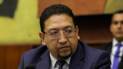Candidatura a asamble&iacute;sta provincial de Virgilio Saquicela es calificada por la Junta Electoral de Ca&ntilde;ar