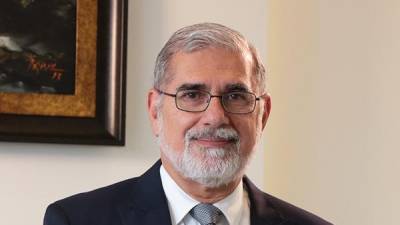 &iquest;Qui&eacute;n es Alberto Dahik, uno de los consejeros del presidente electo Daniel Noboa?