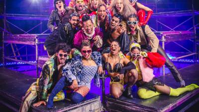 Tutti Frutti, un espectáculo que recorre desde los 70's hasta la actualidad con baile y música en vivo Tutti Frutti, un espectáculo que recorre desde los 70's hasta la actualidad con baile y música en vivo