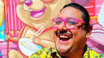 Pedro Ortiz Jr: "Mister entertainer", el rey de los shows de comedia stand-up en Guayaquil Pedro Ortiz Jr: "Mister entertainer", el rey de los shows de comedia stand-up en Guayaquil