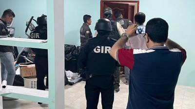 Gobierno afirma que se recolectaron pruebas para esclarecer un supuesto fraude procesal en el caso de Júnior Roldán, cabecilla de Los Choneros Gobierno afirma que se recolectaron pruebas para esclarecer un supuesto fraude procesal en el caso de Júnior Roldán, cabecilla de Los Choneros