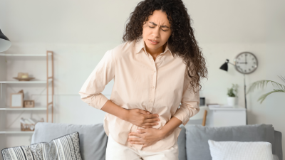 El dolor de los cólicos menstruales podría asemejarse al de un infarto, según estudio El dolor de los cólicos menstruales podría asemejarse al de un infarto, según estudio