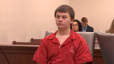 Cadena perpetua para adolescente de Florida que mat&oacute; a pu&ntilde;aladas a una menor