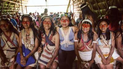 La resiliencia de las mujeres indígenas La resiliencia de las mujeres indígenas