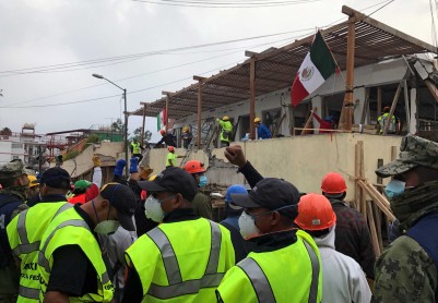 La ayuda no cesa en México tras el segundo terremoto en menos de un mes