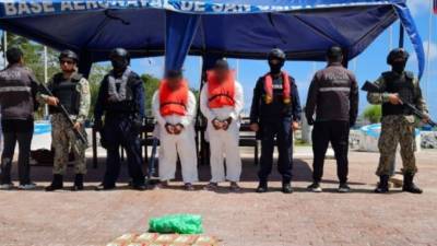 Embarcación con cocaína fue interceptada en las islas Galápagos Embarcación con cocaína fue interceptada en las islas Galápagos
