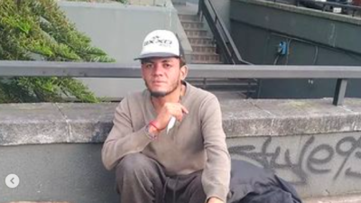 Amor incondicional: migrante prefiri&oacute; dormir en las calles por no abandonar a su perrita en Quito