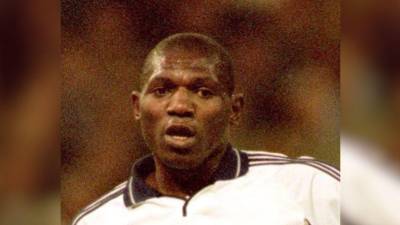 Exfutbolista del Real Madrid descubrió que no es el padre biológico de sus hijos de 16 años Exfutbolista del Real Madrid descubrió que no es el padre biológico de sus hijos de 16 años