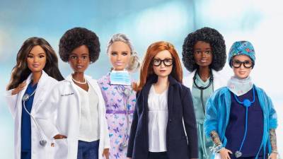 Barbie realiza un homenaje a las heroínas del Covid-19 Barbie realiza un homenaje a las heroínas del Covid-19