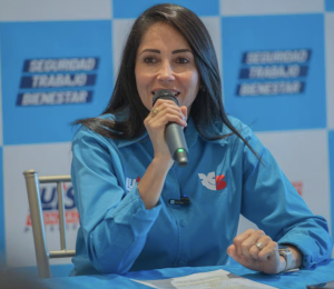 Luisa González será candidata a prefecta de Manabí por Pachakutik.