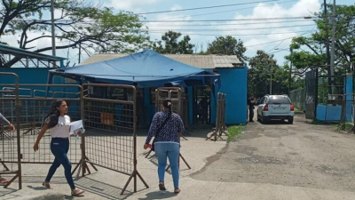 Dos gu&iacute;as penitenciarias fueron asesinadas al llegar a una c&aacute;rcel de Guayas