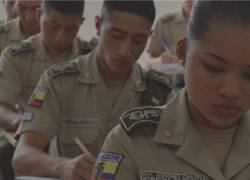 Estudiantes del Instituto Superior Tecnológico Policial (ISUPOL) en clase.