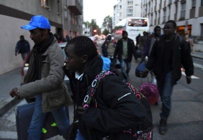 Inició el desmantelamiento de la &quot;Jungla&quot; de Calais en Francia