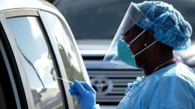 Recomiendan hacerse una nueva prueba al mes de los primeros síntomas de COVID-19 Recomiendan hacerse una nueva prueba al mes de los primeros síntomas de COVID-19