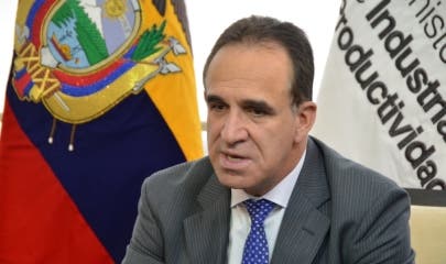 Correa aceptó renuncia de Ramiro González
