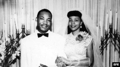 $!Foto: Martin y Coretta recién casados en la casa de la familia King. Foto: EFE