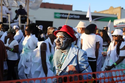 Se prepara el desfile de las Indias Occidentales en Brooklyn, Nueva York